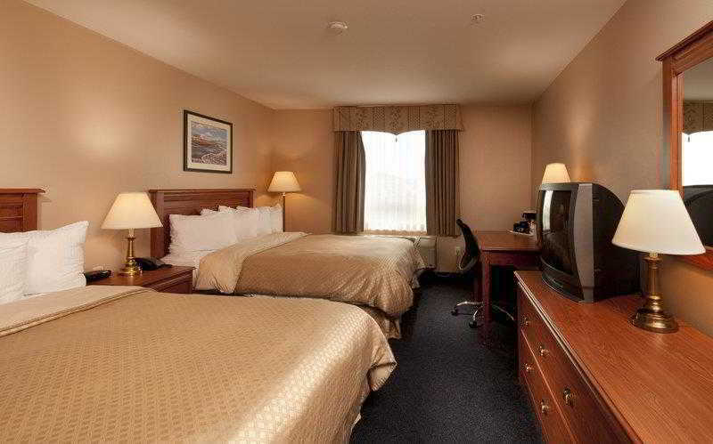 Best Western Plus Moncton Hotel Bagian luar foto