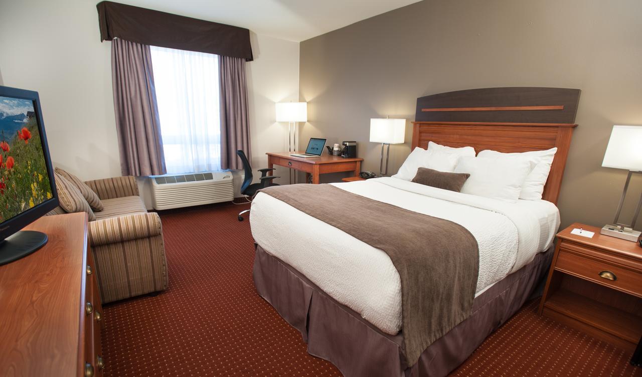 Best Western Plus Moncton Hotel Bagian luar foto