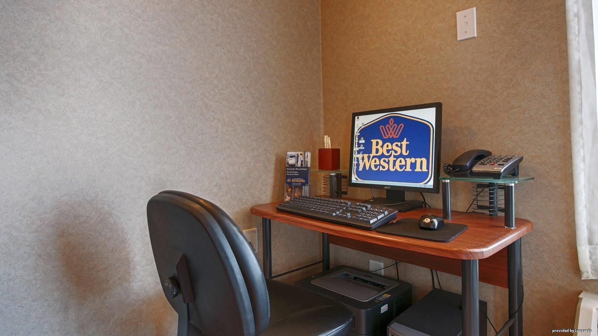 Best Western Plus Moncton Hotel Bagian luar foto