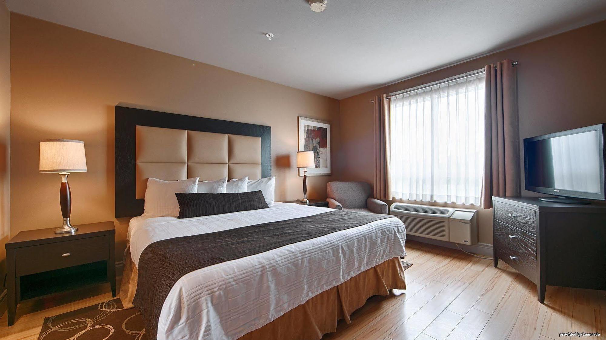 Best Western Plus Moncton Hotel Bagian luar foto